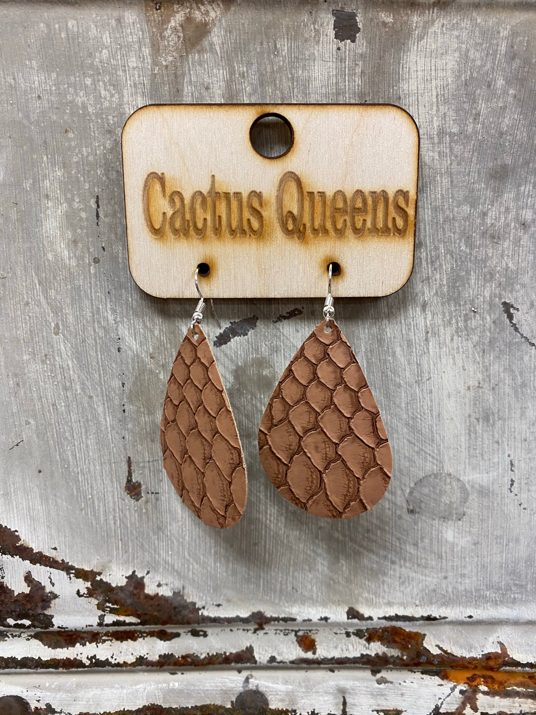 Tan Gator Earrings