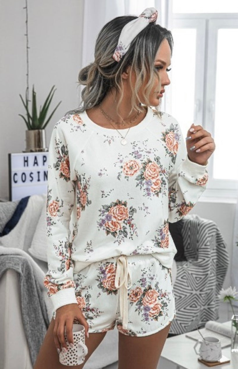 FLORAL COMFY LOUNGE SET